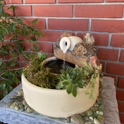 Feng Shui fontana i vlaženje vazduha, jedan od uslova za ravnotežuu u ambijentu.